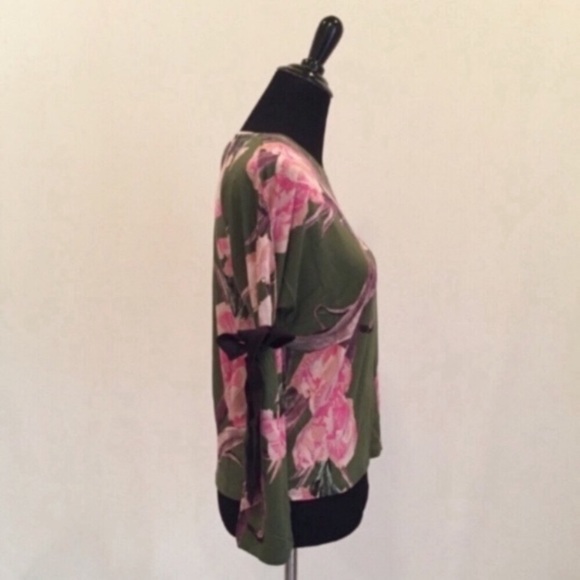 Topshop Floral Tie Sleeve Top - Picture 2 of 7